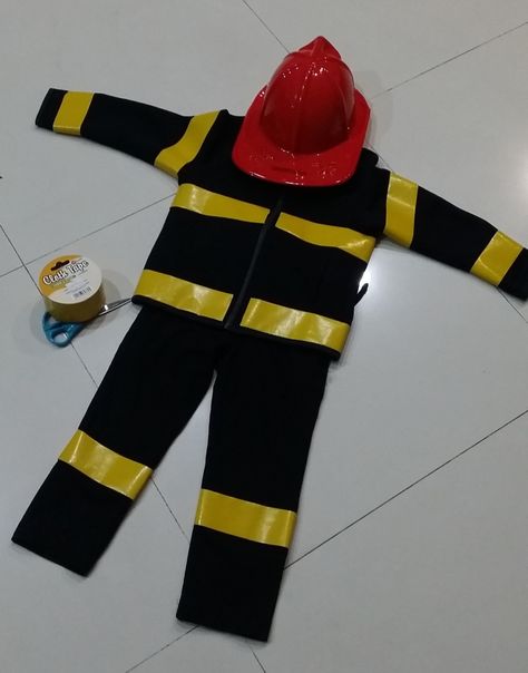 Quick DIY Fireman Costume – SmilyshuArt Diy Fireman Costumes, Simple Diy Halloween Costumes, Firefighter Costume Kids, Fireman Costume, Firefighter Costume, Fireman Party, Cheap Halloween Costumes, Diy Costumes Kids, Diy Halloween Costumes For Kids