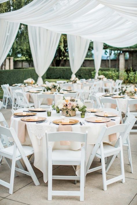 Wedding Reception Decorations Simple, Wedding Reception Chairs, Small Backyard Wedding, White Chairs, Wedding Reception Food, Wedding Reception Inspiration, Outdoor Wedding Reception, Tables And Chairs, Outdoor Wedding Decorations