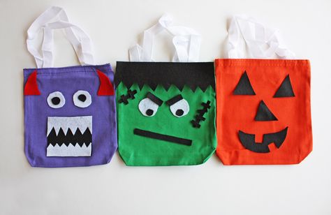 DIY Trick or Treat Bags for Kids - Oriental Trading Diy Trick Or Treat Bags, Kid Halloween Treat Bags, Treat Bags For Kids, Ghost Bag, Dulceros Halloween, Dulces Halloween, Halloween Witch Decorations, Bags For Kids, Applique Pillows