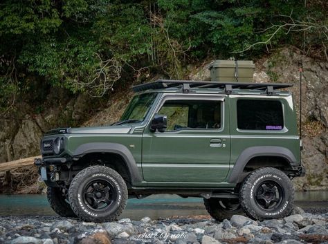 Suzuki Jimny Jungle Green, Jeep Modified, Suzuki Jimmy, Jimny Jb74, Jimny Sierra, Jimny Suzuki, Suzuki Samurai, Jungle Green, Motorcycle Tires