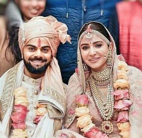 Virat Kohli Marriage, Aishwarya Rai Wedding Pictures, Anushka Sharma Virat Kohli, Missed Period, Anushka Sharma And Virat, Were Pregnant, Virat Kohli And Anushka, Virat And Anushka, Indian Marriage