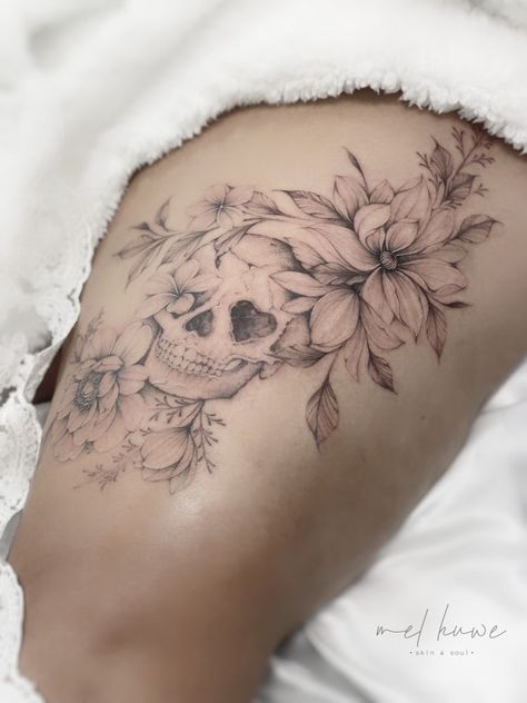 Hip Tattoos Women Skull And Flowers, Skull Tattoos On Thigh, Floral Tattoo With Skull, Skull Flower Back Tattoo, Lotus Flower And Skull Tattoo, Flower Skull Tattoos For Women, Tattoo Side Of Knee, Hidden Skull Tattoo, Skull Sleeve Tattoos For Women