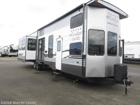 2019 Forest River Wildwood Grand Lodge 42DL  Two Stories/ 3 Bedrooms/ Rear Living on RVUSA Cabin Architecture, Turlock California, Rv Design, American Castles, Rv Camping Checklist, Park Model Rv, Rv Dreams, Used Rvs For Sale, Diy Campervan