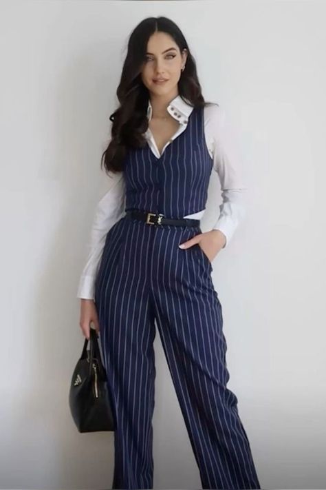 Girly Style Outfits, Aesthetic Fit, Lawyer Outfit, Under The Knife, Casual Outfit Inspiration, Uni Outfits, The Kardashians, Interview Outfit, Fashion Mistakes