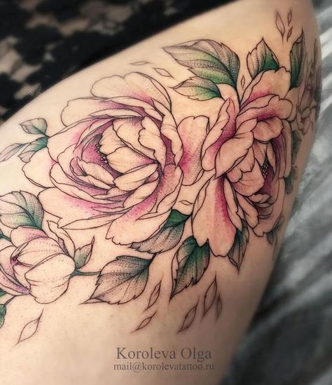 Pink peonies thigh piece by Olga Koroleva, an artist based in Moscow, Russia. Tattoos Faith, Thigh Piece Tattoos, Upper Thigh Tattoos, Flower Thigh Tattoos, Tattoo Thigh, Thigh Tattoo Designs, Tattoos Arm, Pieces Tattoo, Tattoos Skull