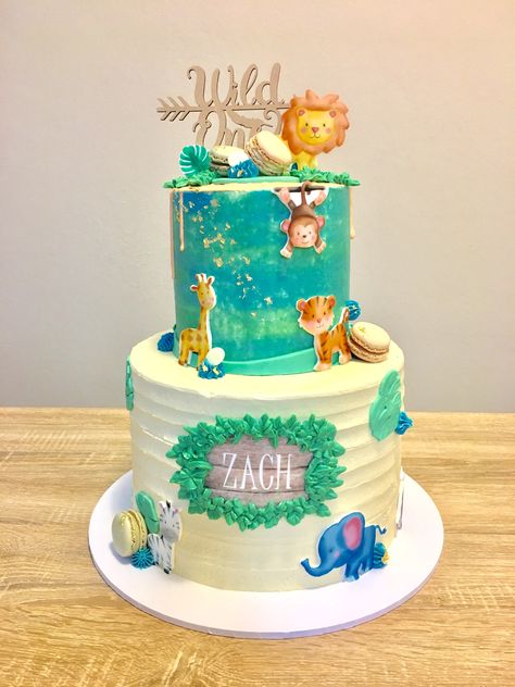 Blue Safari Cake, Safari Cake Design Jungle Animals, Welcome To The Jungle Cake, Buttercream Safari Cake, Jungle Beat Birthday Cake, Cake Stickers, Wild One Cake, Safari Cake, Safari Cakes