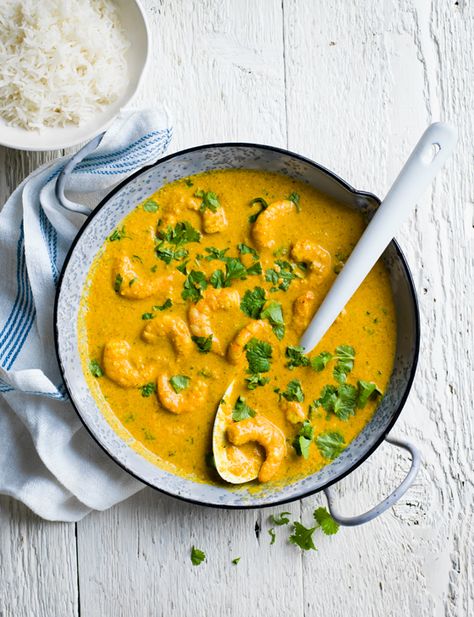 Prawn korma Prawn Korma, Korma Curry, Curry In A Hurry, Korma Recipe, Prawn Recipes, Healthiest Seafood, Cooking Advice, Appetizer Salads, Food Trends