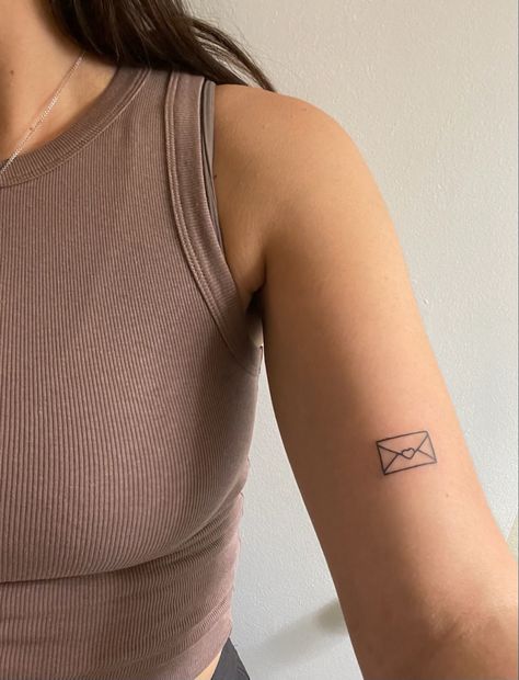 Tiny Envelope Tattoo, Simplistic Heart Tattoo, Minimal Letter Tattoo, Small Envelope Tattoo, Love Actually Tattoo, Love Envelope Tattoo, Envelope Tattoo Design, Letter Heart Tattoo, Heart Card Tattoo