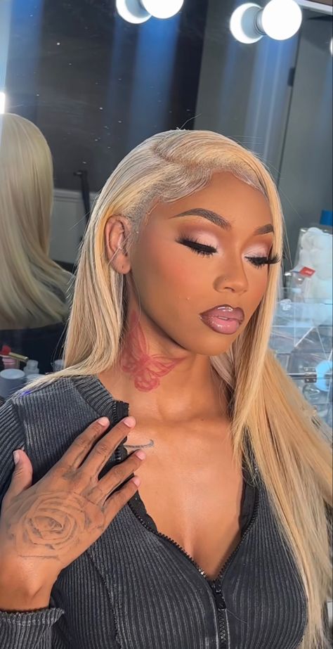 Makeup Looks With Blonde Hair, Makeup With Blonde Hair, Inspi Makeup, Makeup Closet, Blonde Brows, Affordable Lace Front Wigs, Natural Beat, Hair Photoshoot, Birthday Makeup Looks