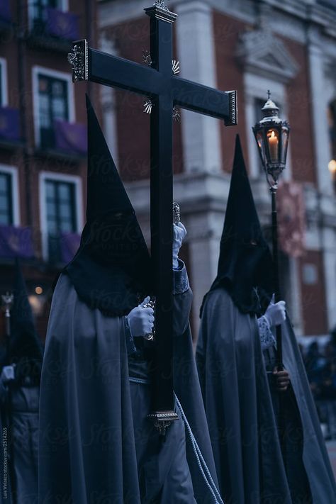 Christian Celebration Carrying The Cross. | Stocksy United Creepy Religious Aesthetic, Semana Santa Aesthetic, Carrying Cross, Balduino Iv, Carrying The Cross, Sigil Tattoo, Holy Week, Catholic Art, Dark Photography