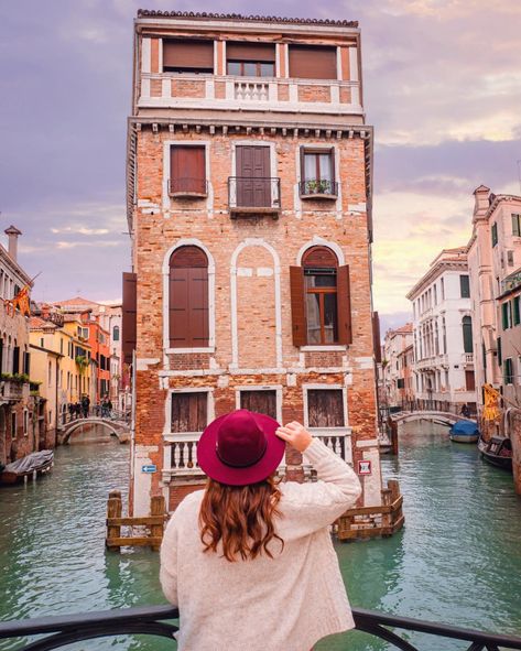 Venice Instagram Pictures, Venice Pictures, Italy Palazzo, Venice Photoshoot, Venice Trip, Italy Road, Venice Photography, 2024 Photo, Venice Photos