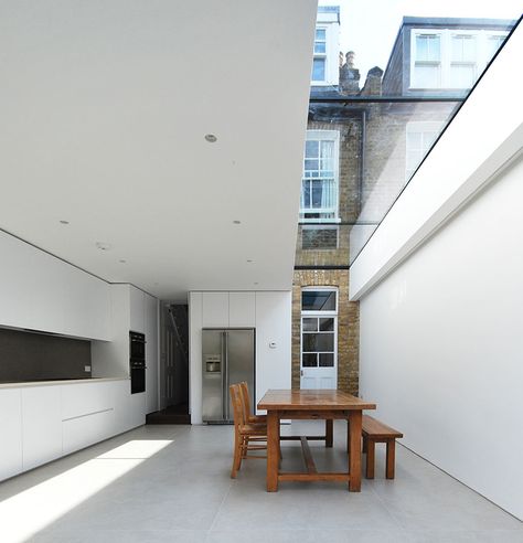 . Terraced House Extension, Patio Roof, Roof Light, House Extensions, Architectural Inspiration, Terrace House, House Inspiration, Interior Architecture Design, Modern Architecture