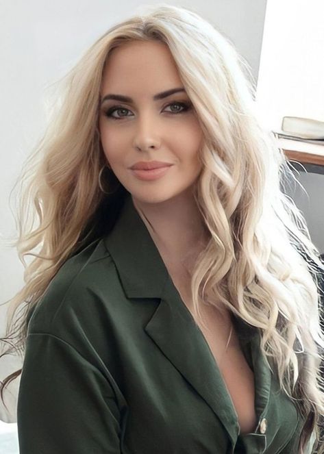 Irina - Ukrainian woman from Dnipro Spanish Bride, Turkish Bride, Italian Bride, Japanese Bride, Korean Bride, 35 Year Old Woman, Australian Brides, Chinese Bride, Moroccan Bride