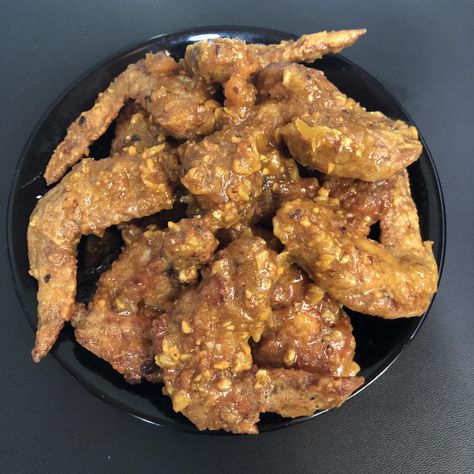 [I ate] Salted Egg Chicken Wings #food #foods Salted Egg Chicken Wings, Salted Egg Chicken, Breaded Wings, Wings Food, Salted Egg, Chicken Wings, Meatballs, Egg, Salt