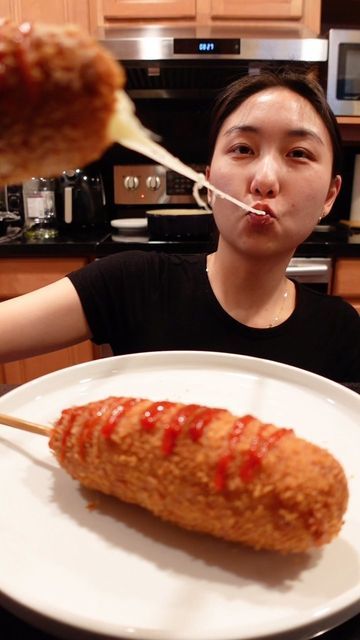 Anes Kim on Instagram: "the CHEESE PULL 🥹🤩 #koreanstreetfood #koreancorndog #koreanhotdog #koreanrecipe #streetfood #corndog #cheesepull #koreanfood #cooking" Cheese Pull, Corn Dog, Korean Street Food, Corn Dogs, Korean Food, Drawing Tutorials, Street Food, Hot Dogs, Corn