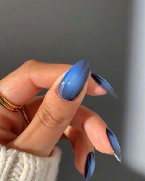 Night Sky Nail Art, Navy Blue Aura Nails, Dark Blue Aura Nails, Blue Glass Nails, Dark Aura Nails, Aura Nails Blue, Cute Nails Fall, Blue Aura Nails, Aura Azul