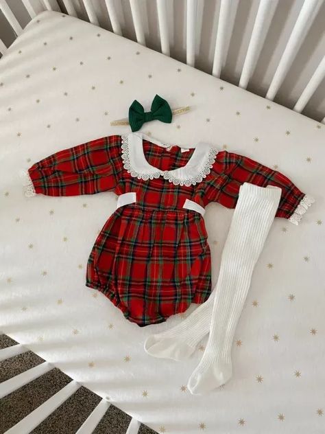 20 Cute Christmas Outfits for Babies and Toddlers This Year 3 Month Old Christmas Outfit, Christmas Newborn Outfit, Preppy Baby Girl Outfits, Christmas Baby Girl Outfits, Infant Christmas Outfit Girl, Christmas Outfits For Babies, Infant Christmas Outfit, Newborn Christmas Dress, Cami Outfits