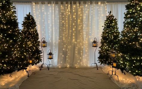 Christmas Wedding Backdrop Ideas, Winter Wedding Picture Backdrop, Christmas Tree Ceremony Backdrop, Kate Christmas Backdrop, Christmas Tree Wedding Backdrop Winter Wonderland, White Winter Photo Backdrop, Tree Wedding Ceremony, Photo Drop, Ward Christmas Party