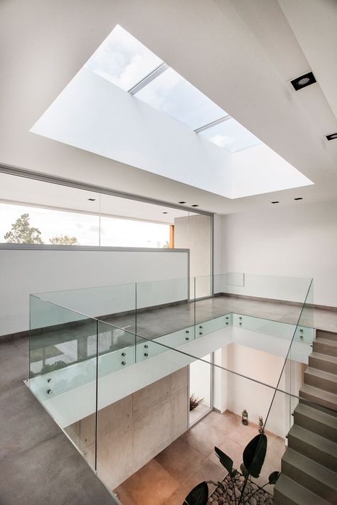 Skylight Design, Glass Railings, Wall Decoration Ideas, Modern Bungalow House, Stair Case, Home Stairs Design, Luxury Homes Interior, House Stairs, Modern House Plans