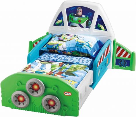 awesome Buzz Lightyear Toddler Bed Check more at http://mywoolrich.com/buzz-lightyear-toddler-bed-1452.html Buzz Lightyear Spaceship, Toy Story Bedding, Toy Story Bedroom, Best Baby Toys, Junior Bed, Toddler Boy Gifts, Toy Story Buzz Lightyear, Toddler Bed Set, Toddler Beds