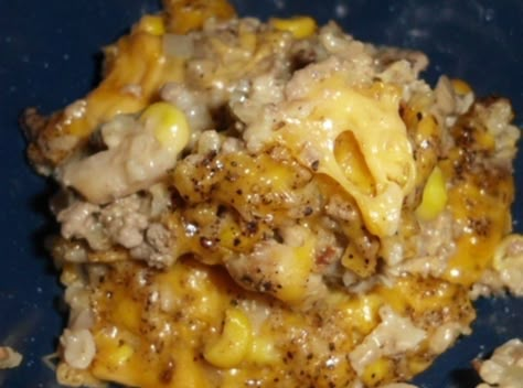 Hamburger Rice Cheese Casserole I tried with fiesta canned corn (yum) and extra velveeta. Don't add extra cheese, 4oz would have been perfect. Another thing... Instead of meat layered on bottom I'd mix it with the soup mixture THEN put it in the pan to bake. Rice Cheese Casserole, Hamburger Rice Casserole, Hamburger Rice, Hamburger Dishes, Hamburger Casserole, Hamburger Meat, Cheese Casserole, Think Food, Easy Casserole