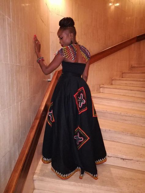 Shaitou Cho Beautiful Red-Carpet 'Toghu' Dress Toghu Dress, Xhosa Attire, Farewell Dresses, African Goddess, Traditional Wedding Attire, Ankara Dress Styles, Traditional Outfit, Ankara Dresses, African Traditional Dresses