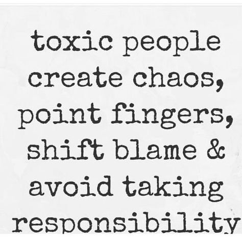 Toxic Quotes, Toxic Men, Toxic People Quotes, Manipulative People, Horrible People, Narcissistic Behavior, Detox Your Body, Truth Hurts, Men Quotes