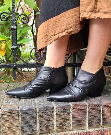 ⚡️ We love this brand! Soft leather and Comfort for every step 💓 Cute little bootie from Miz Mooz is now available online and in store! Only $245 Miz Mooz, Bootie, Soft Leather, Love This, In Store, Leather, Quick Saves