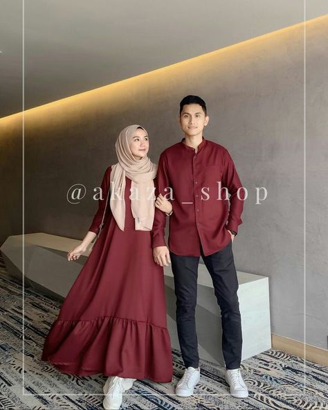 Couple Dresses Casual, Couple Dress Matching, Couple Outfits Matching, Outfits Muslim, Couple Matching Outfits, Couple Dress, Beautiful Pakistani Dresses, Hijabi Outfits Casual, Muslim Fashion Dress