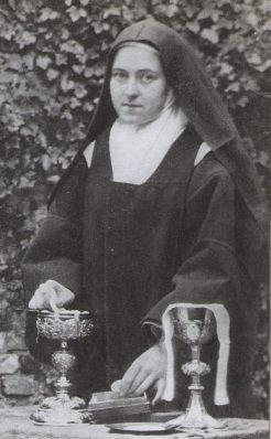 Saint Thérèse of Lisieux on the Sacristans of Her Convent | Catholicism Pure & Simple 7 Sacraments, Carmelite Saints, Don Bosco, St Therese Of Lisieux, Thérèse Of Lisieux, Bride Of Christ, St Therese, Child Jesus, Religious Images