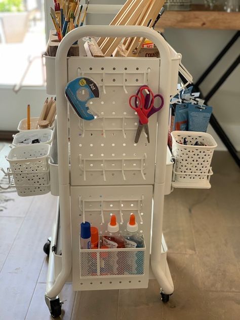 Watercolor Storage, Kids Art Storage, Art Room Aesthetic, Pandemic Art, Cart Organization, Dream Art Room, Art Organizer, Pegboard Storage, Craft Cart