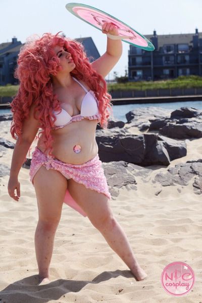 my gimmick is space Steven Universe Cosplay Steven, Steven Universe Rose Quartz, Rose Quartz Steven, Rose Cosplay, Steven Universe Peridot, Rose Quartz Steven Universe, Steven Universe Cosplay, Beautiful Cosplay, Awesome Cosplay