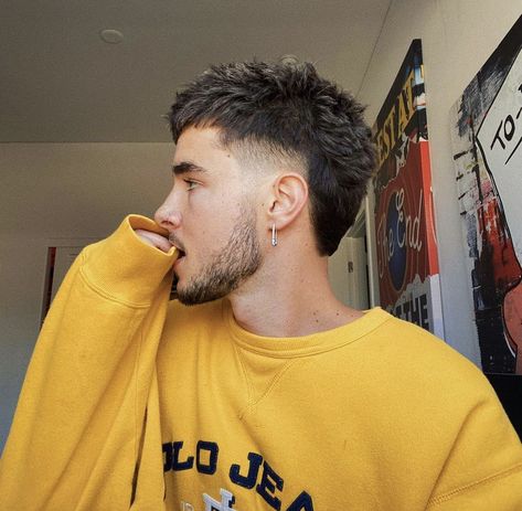 Men Mullet, Short Hair Men, Short Fade Haircut, Mens Haircuts Short Hair, Men Haircut Curly Hair, Mullet Haircut, Mens Hairstyles Thick Hair, Wavy Hair Men, Kian Lawley