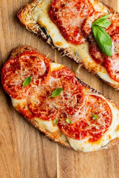 Pizza Toast Recipe, Pizza Toast, Plats Healthy, Healthy Pizza, Boiled Egg, Toast Recipes, Deilig Mat, Inspired Recipes, Deviled Eggs