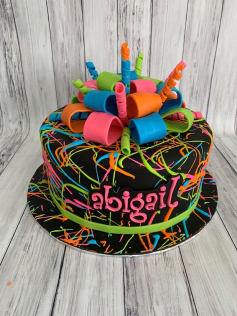 Neon Skate Party Cake, Skate Party Cake, 80s Birthday Cake, Bar Themes, Neon Birthday Cakes, Roller Skate Birthday Party, Skate Birthday Party, Neon Cakes, 80s Birthday Parties