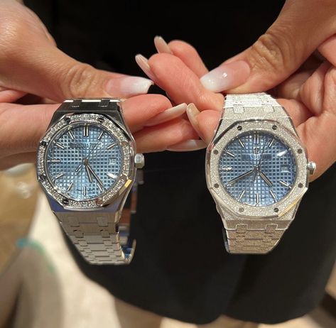 Rolex Watches Women, Jewelry Drawer, Wrist Jewelry, Wrist Candy, Watch Luxury, Kendall Jenner Outfits, Dope Jewelry, Stacked Jewelry, Audemars Piguet Royal Oak