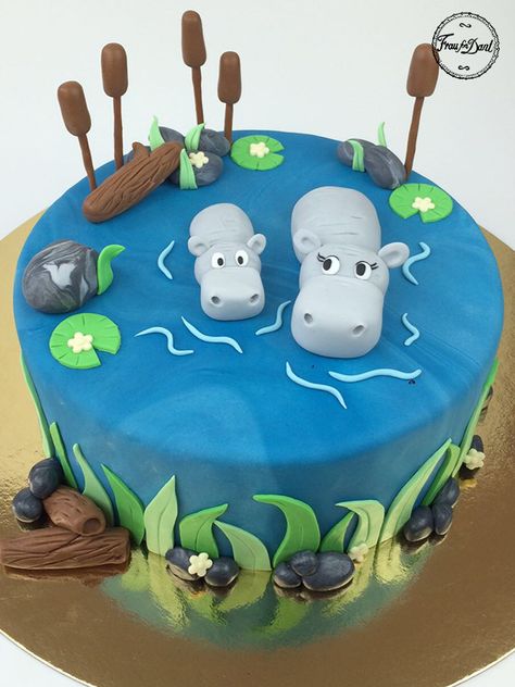 Frau  Fondant Fraufondant Fon  Dant Motivtorte Motivtorten Fondanttorte Fondantcake Fondant Motiv Torte Torten Kuchen Cake Cakes Bake Backen Für  Kinder macht glücklich BackenfürKinder Backenmachtglücklich Birthday Wedding Weddingcake Cupcake Icing Sugarpaste Blütenpaste Nilpferd Hippo Water Wasser Hippo Cake Ideas, Hippo Birthday Party Ideas, Hippo Fondant, Hippo Cupcakes, Hippo Birthday Cake, Hippo Party, Hippo Cake, Torte Fondant, Hippo Birthday