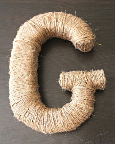 How to Make Your Own Monogrammed Twine Letter for Less Than $2! Twine Letters, The Letter G, Letter Crafts, Diy Monogram, Rope Crafts, Letter G, Dollar Store Crafts, Diy Tutorials, Spring Inspiration