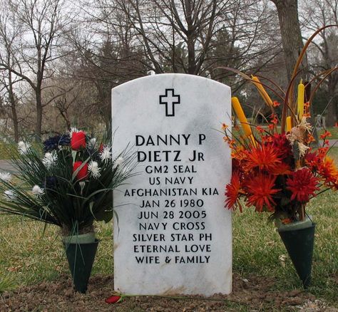 Danny Dietz, Navy Seals Quotes, Operation Red Wings, Love Wife, I Miss You Dad, Us Navy Seals, Navy Girlfriend, Military Girlfriend, Army Soldier