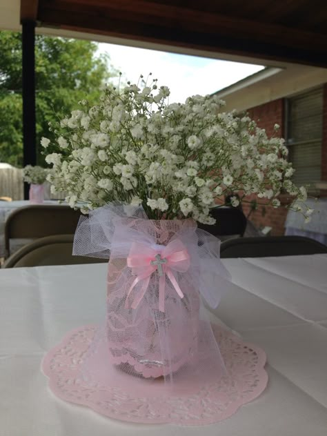 Mason Jar Tulle Centerpieces, Mason Jar Baby Shower Centerpieces, Baptism Centerpieces Girl, Tulle Centerpiece, Baptism Decorations Girl, Floral Graduation Party, Girl Shower Decorations, Baptism Centerpieces, 60 Wedding Anniversary