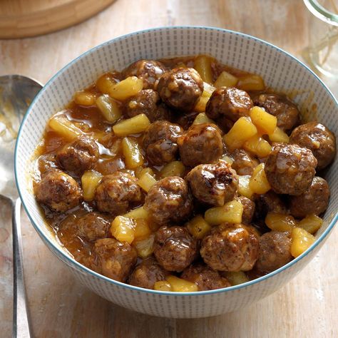 Polynesian Meatballs, Church Potluck Recipes, 70s Food, Sweet And Sour Meatballs, Meatballs Recipe, Potluck Recipes, Sweet And Sour, Meatball Recipes, Beef Dishes