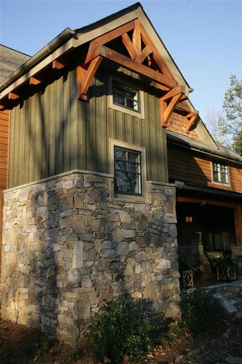 Streamer Plan Details | Natural Element Homes Log Home Exterior Colors, Log Homes Exterior, Mountain Home Exterior, Paint Color Ideas, Exterior House Color, Cabin Exterior, Exterior Paint Color, Natural Element, Craftsman Style House Plans