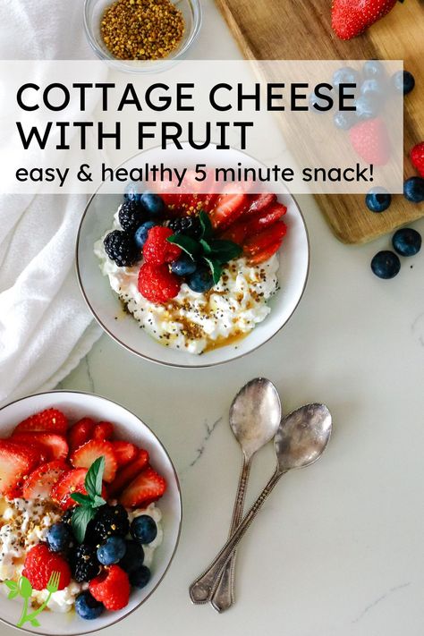 Cottage Cheese Toppings Healthy Snacks, Fruit And Cottage Cheese, Cottage Cheese And Fruit Recipes, Cottage Cheese With Fruit, Fruit Bowl Recipe, Cottage Cheese And Fruit, Cottage Cheese Fruit, 5 Minute Snacks, Gluten Free Cookies Easy