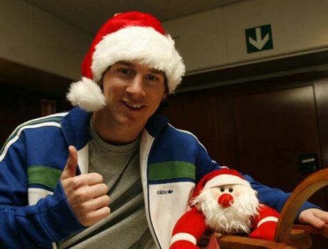 Young Messi, Messi Funny, Lionel Messi Wallpapers, Lionel Andrés Messi, Leonel Messi, Soccer Goal, Messi 10, Football Funny, December 31