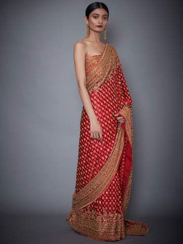 Ritu Kumar Saree, Zardozi Saree, Red Saree Wedding, Indian Designs, Happy Stuff, Ritu Kumar, Sari Blouse Designs, Indian Silk Sarees, Saree Blouse Patterns