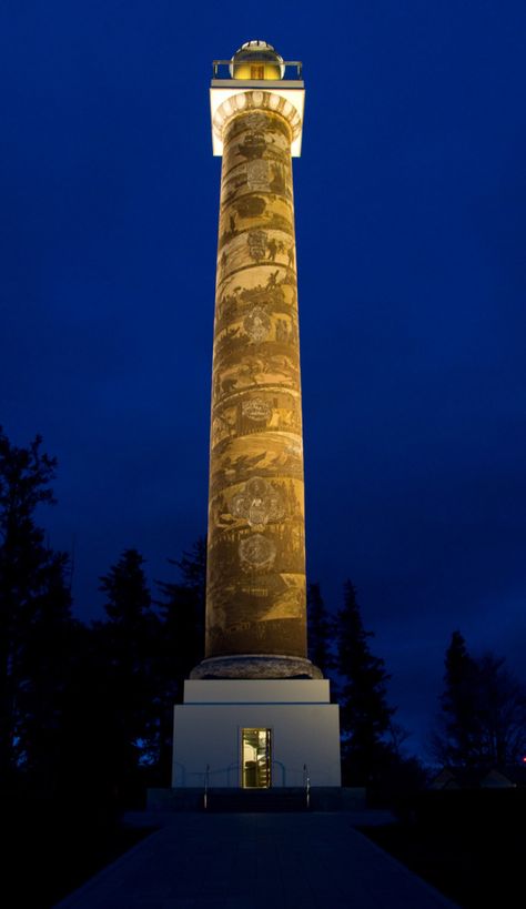 Astoria Column, Astoria, Oregon Oregon Sights, Astoria Column, Camping Colorado, Astoria Oregon, Visual Merchandiser, Scenery Pictures, Luxury Camping, Oregon Travel, Cannon Beach