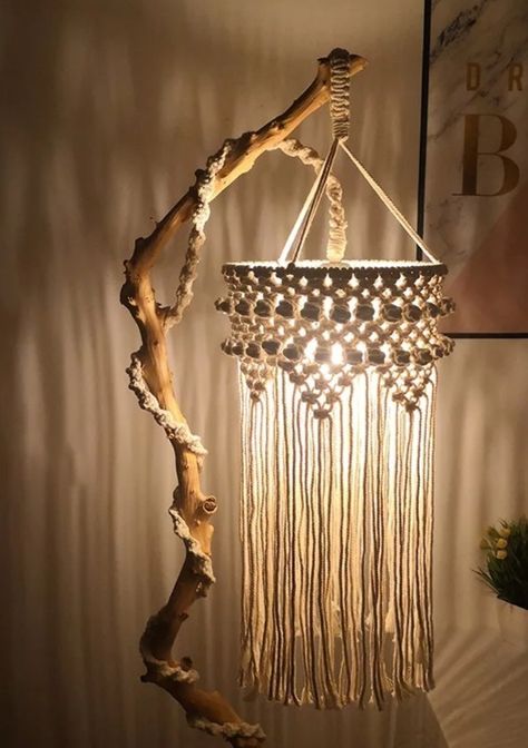 فن النسيج, Macrame Light, Macrame Lamp Shade, Simpul Makrame, Art Macramé, Macrame Lamp, Pola Macrame, Diy Lampe, Diy Macrame Plant Hanger