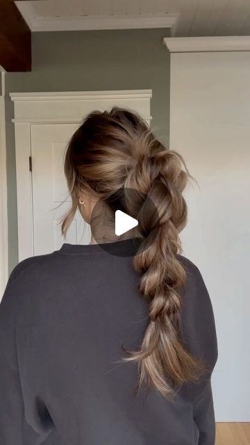 TORIE BLISS on Instagram: "The easiest way to do a dragon braid 🐉" Long Hair Twist Styles, Dragon Tail Braid, Thick Braid Hairstyles, Fake Braid Hairstyles, Braids For Work, Dragon Braid Hairstyles, Big Braids Hairstyles, Easy Braids For Long Hair, Simple Braided Hairstyles