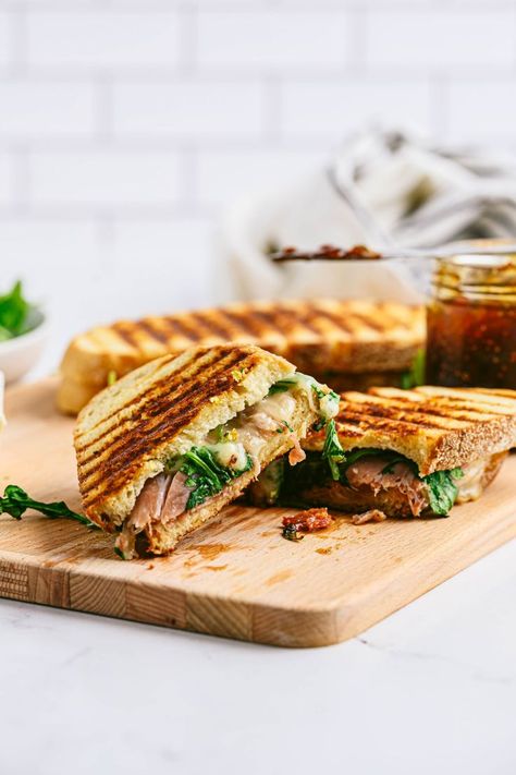 Mouth-watering panini with charcuterie leftovers! Panini Sandwich, Classic Sandwich, Taco Pizza, A Charcuterie Board, Lunch To Go, Cured Meats, Charcuterie Board, Chowder, Mouth Watering