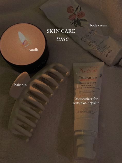 Skincare Bio Instagram, Skin Care Ig Story Ideas, Instagram Bio Ideas Skincare, Skincare Aesthetic Night, Avene Skincare Aesthetic, Night Care Aesthetic, Skin Care Night Aesthetic, Skincare Night Aesthetic, Night Skin Care Aesthetic